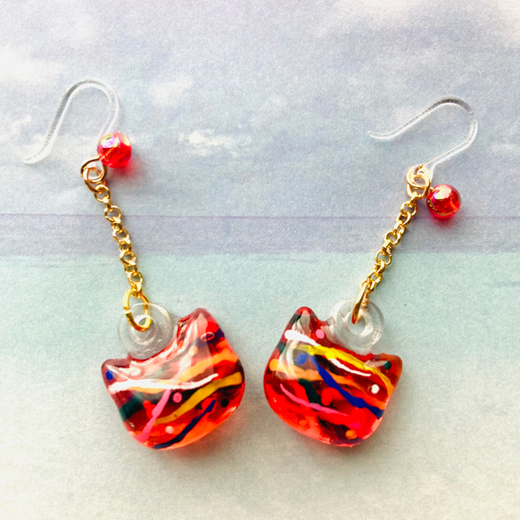 ฅ❤️ ねこ 猫 レジン 花 ピアス イヤリング ヨーヨー 祭り 夏 赤 ネコ