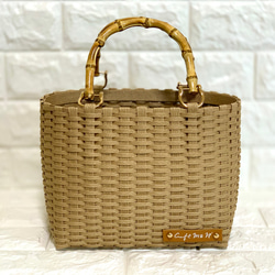 新作♬︎♡バンブーハンドルがオシャレ シンプル カゴバッグ お出かけ 浴衣 お着物にも使い易いサイズ♬︎♡ 2枚目の画像