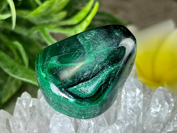 ★特選一連★心身の癒しに優れた石♡【天然マラカイト『孔雀石』タンブル連】❤️ 洞察力を高める✨ マラカイト 孔雀石 原石 タンブル 天然石 東洋