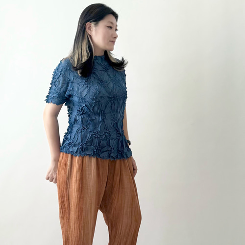 服/ファッション https://www.creema.jp/item/11989404/detail DESK】 882 防汚ツータックカーゴパンツ [秋冬]通販ページ│自重堂