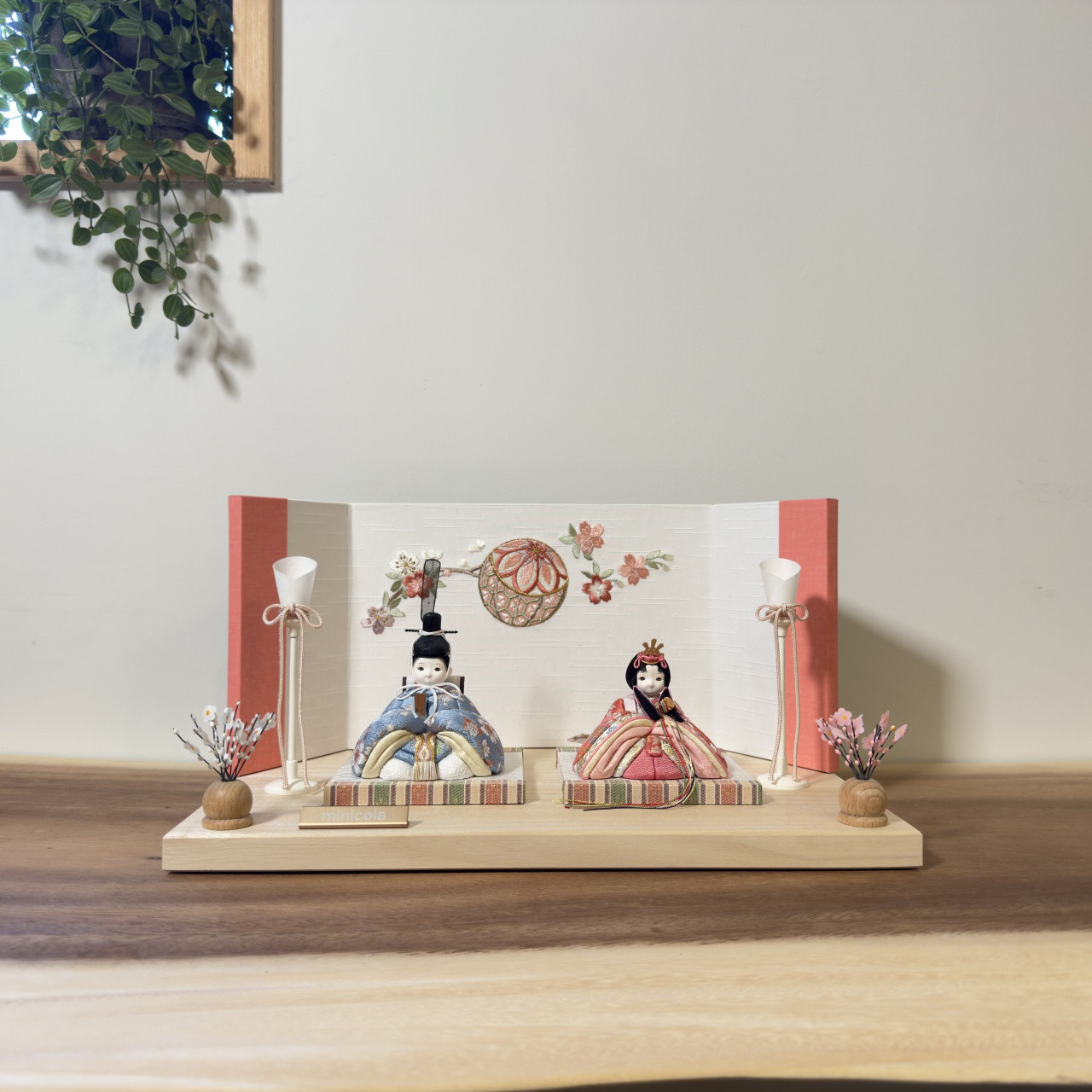 minicola　rico美琴（みこと）木目込み雛人形　木台　鞠刺繍屏風　ひな人形　ひな祭り