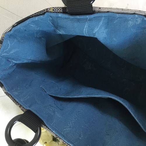 花ぷらら・シンプルで使いやすい・洋服でも着物でも使える