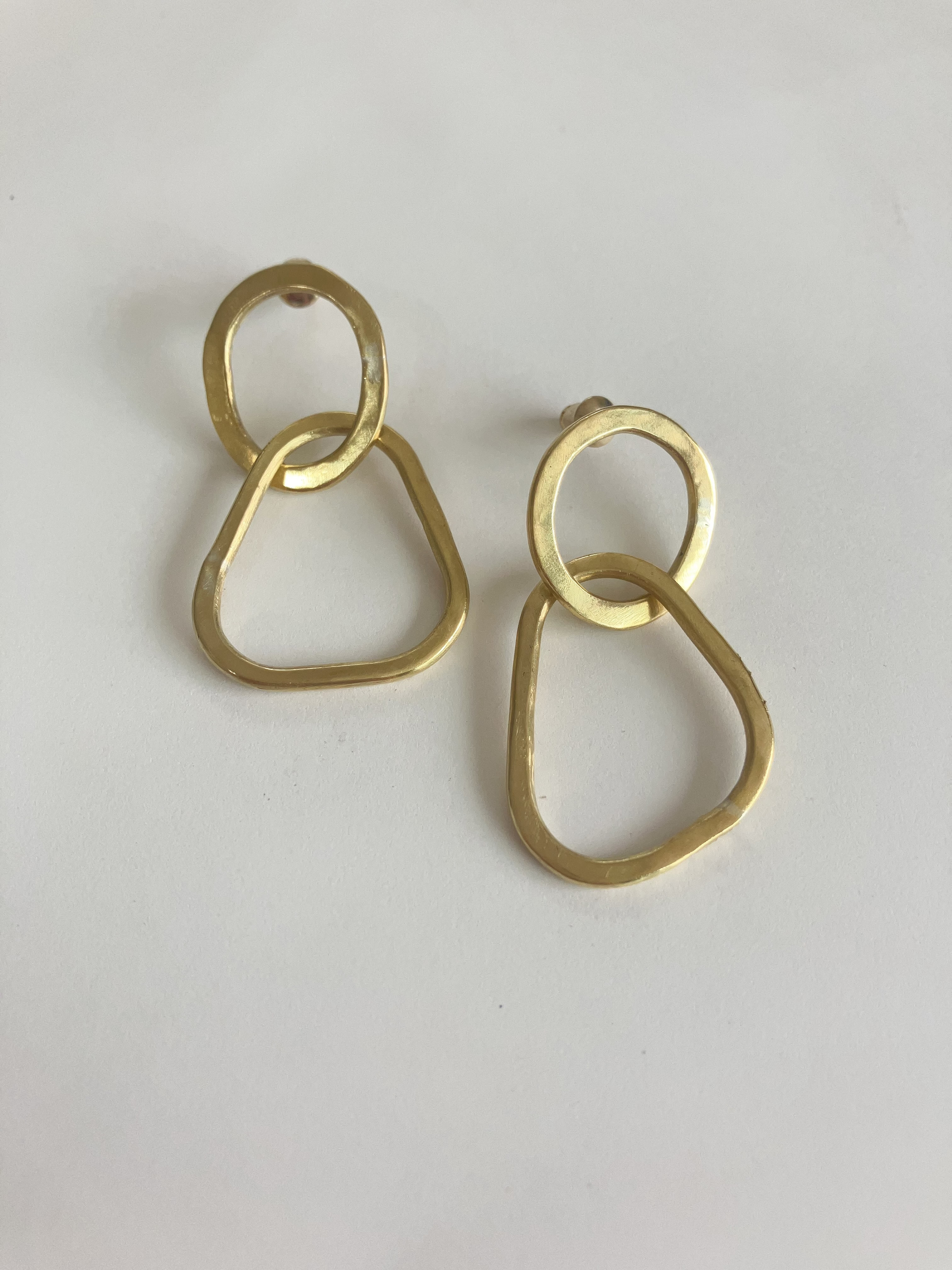 《真鍮　flat double motif 》ピアス　大振り　揺れるピアス　イヤリング変更可能