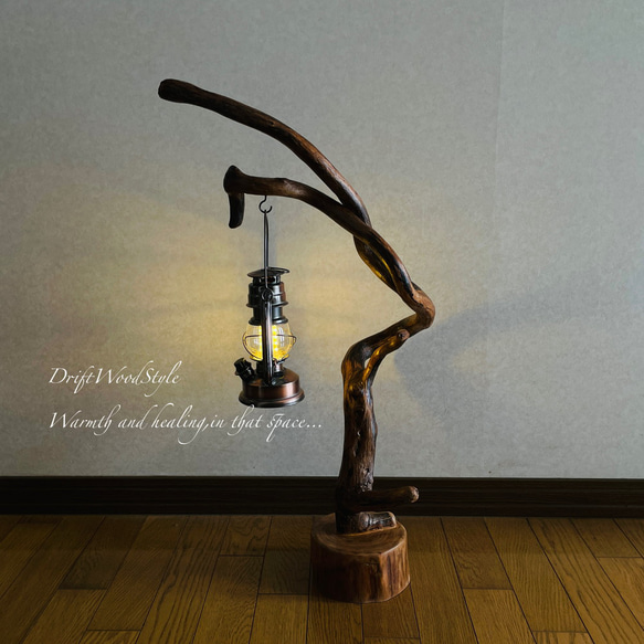 流木インテリア 芸術的にうねる枝の流木スタンド ランタンやエアプラントを飾れる置物 北欧 照明 木材 癒し N100 10枚目の画像