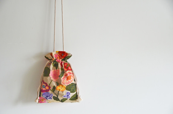 数量限定！チュールフラワー刺繍3way巾着ショルダーバッグ　マルチカラー 17枚目の画像