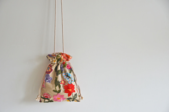 数量限定！チュールフラワー刺繍3way巾着ショルダーバッグ　マルチカラー 15枚目の画像