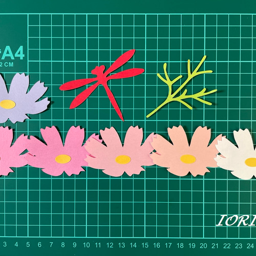 壁面飾り】 秋 9月 10月 コスモス とんぼ 雑貨・その他 IORI