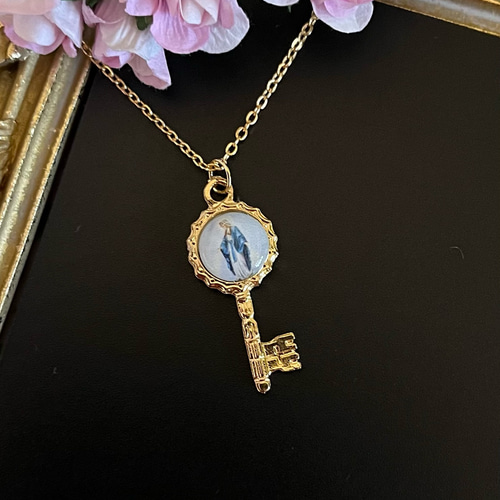 超希少　アンティーク　メダイ 聖マリア　ペンダントネックレス　カトリック 古物 無原罪の聖母マリア様 カギ型メダイ Italy ネックレス