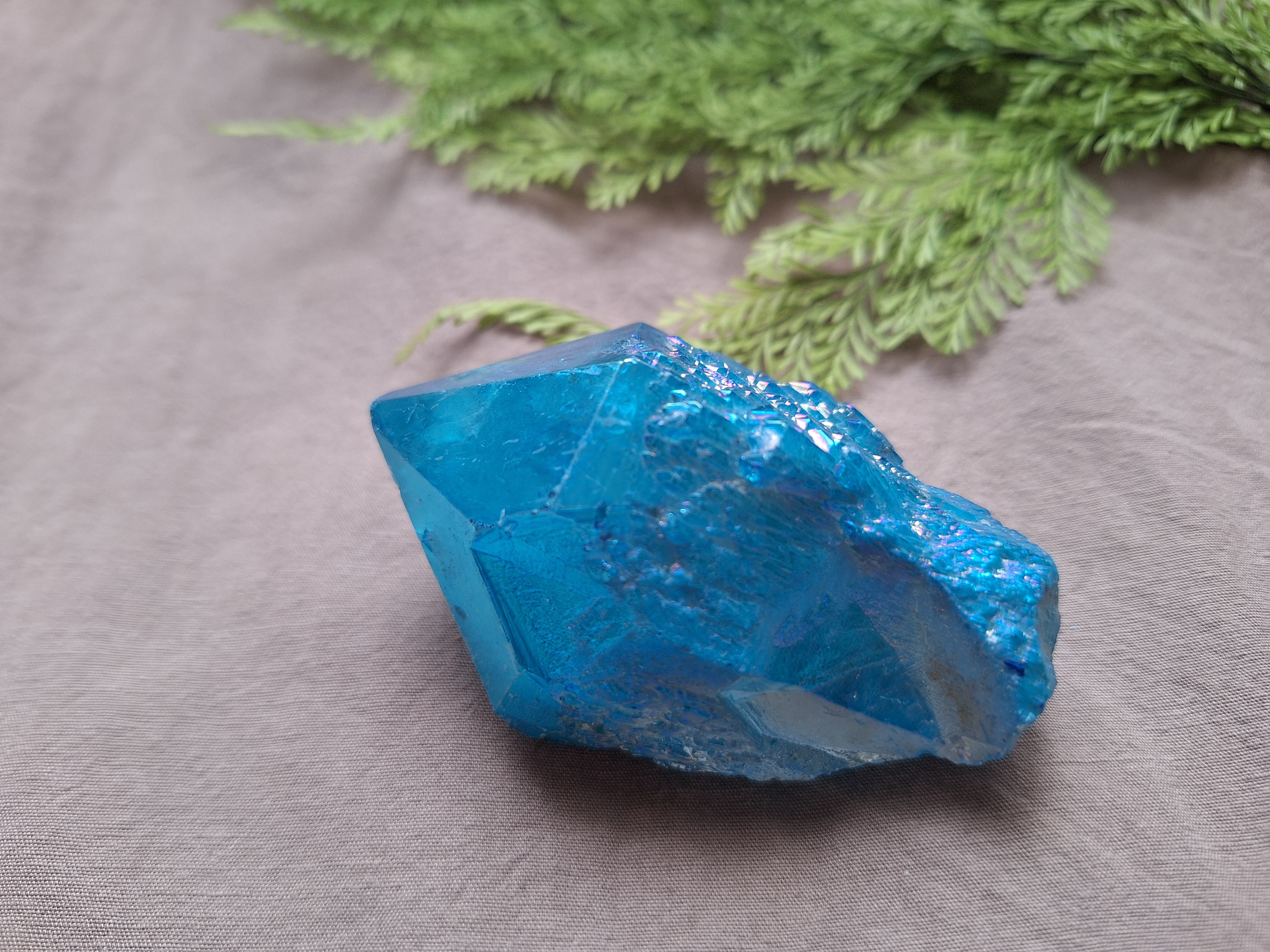 オーラ水晶  ／オーラクリスタル カテドラルライブラリー 原石   ④