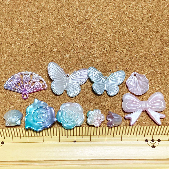 パールカラーアクリルビーズアソート50ｇスカイブルー～ラベンダー 2枚目の画像