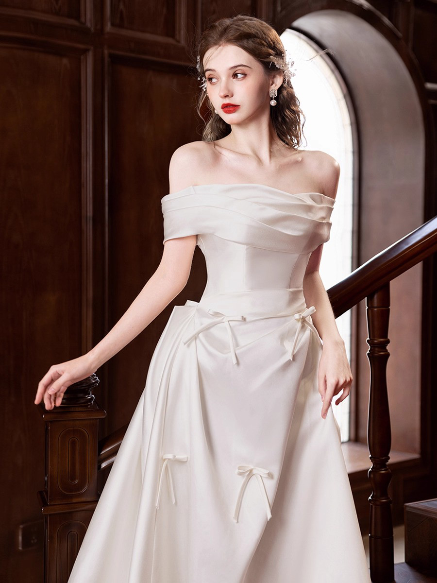 ドレス ウェディングドレス ロングドレス シンプル プリンセス リボン 白 上品 韓国風 結婚式 前撮り D044