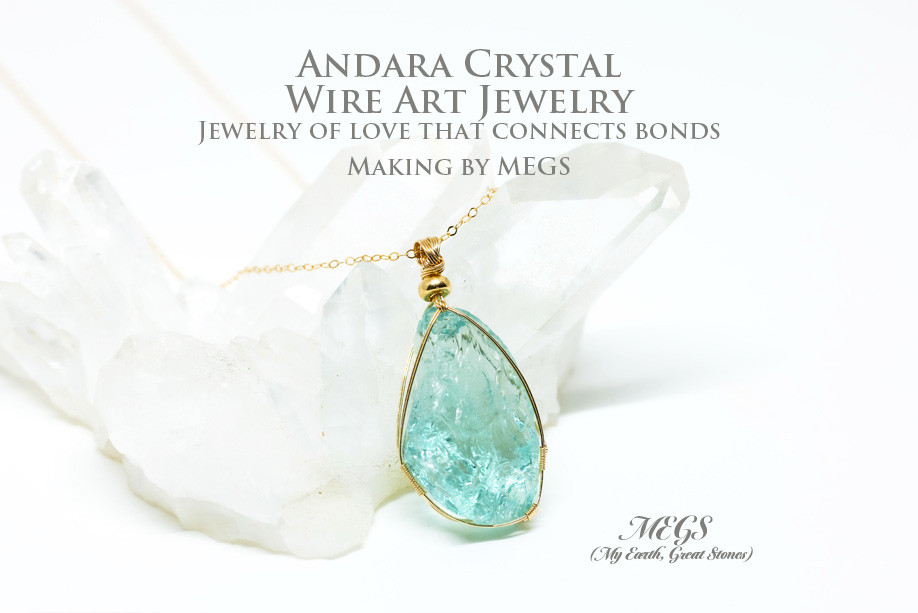 【女神巻き®】アンダラクリスタル  カリビアンブルー ～海からの伝言 ワイヤーアートペンダントトップ【純正】