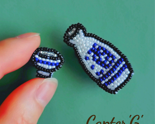 お酒シリーズ】日本酒徳利＆おちょこ ビーズ刺繍ブローチセット