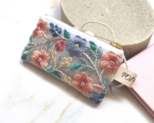 一点物♪お花刺繍が可愛い♡8cmファスナーポーチ ポーチ POM-haru