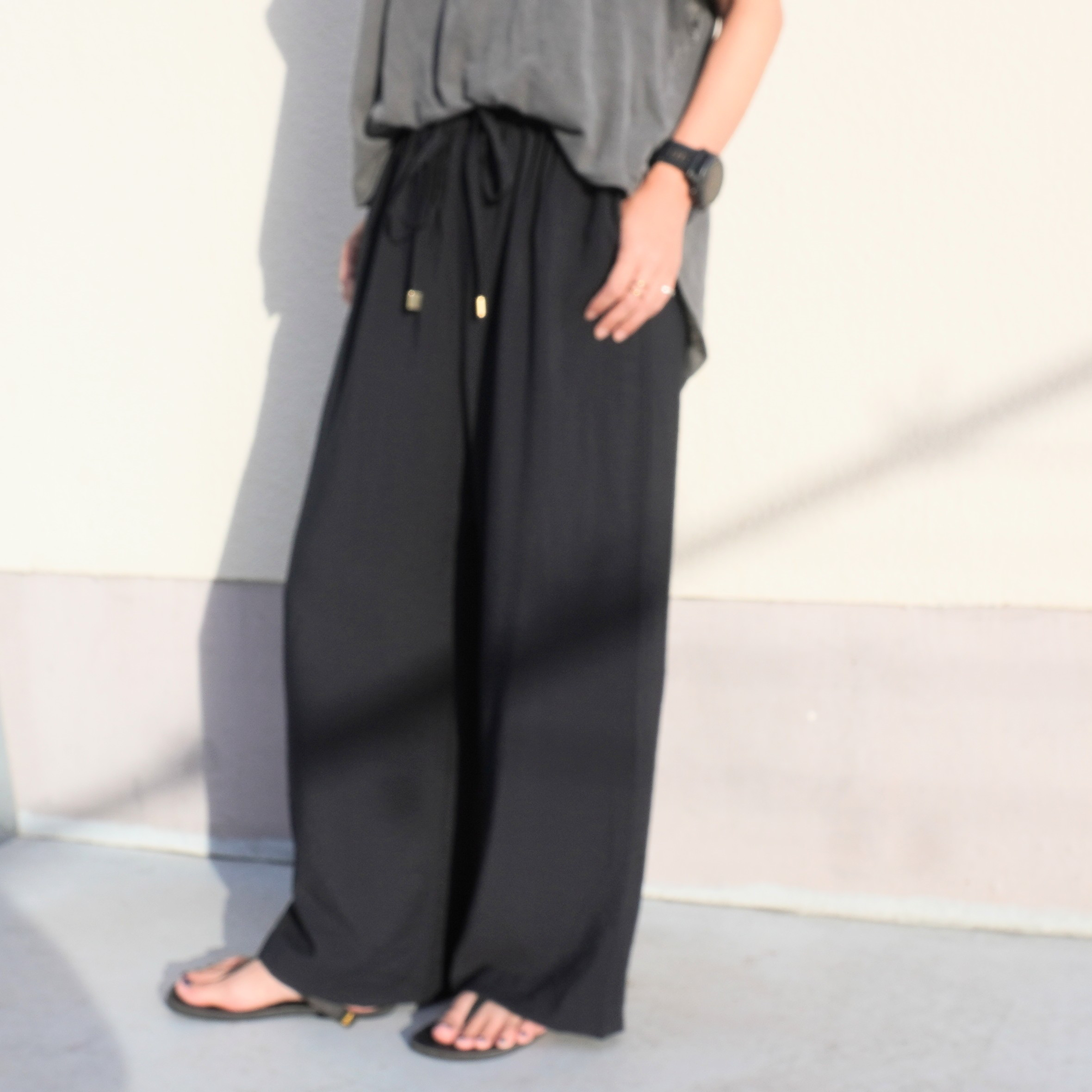 【サラッと涼しいパンツ】ワイドパンツ　イージケア　日本製　ブラック