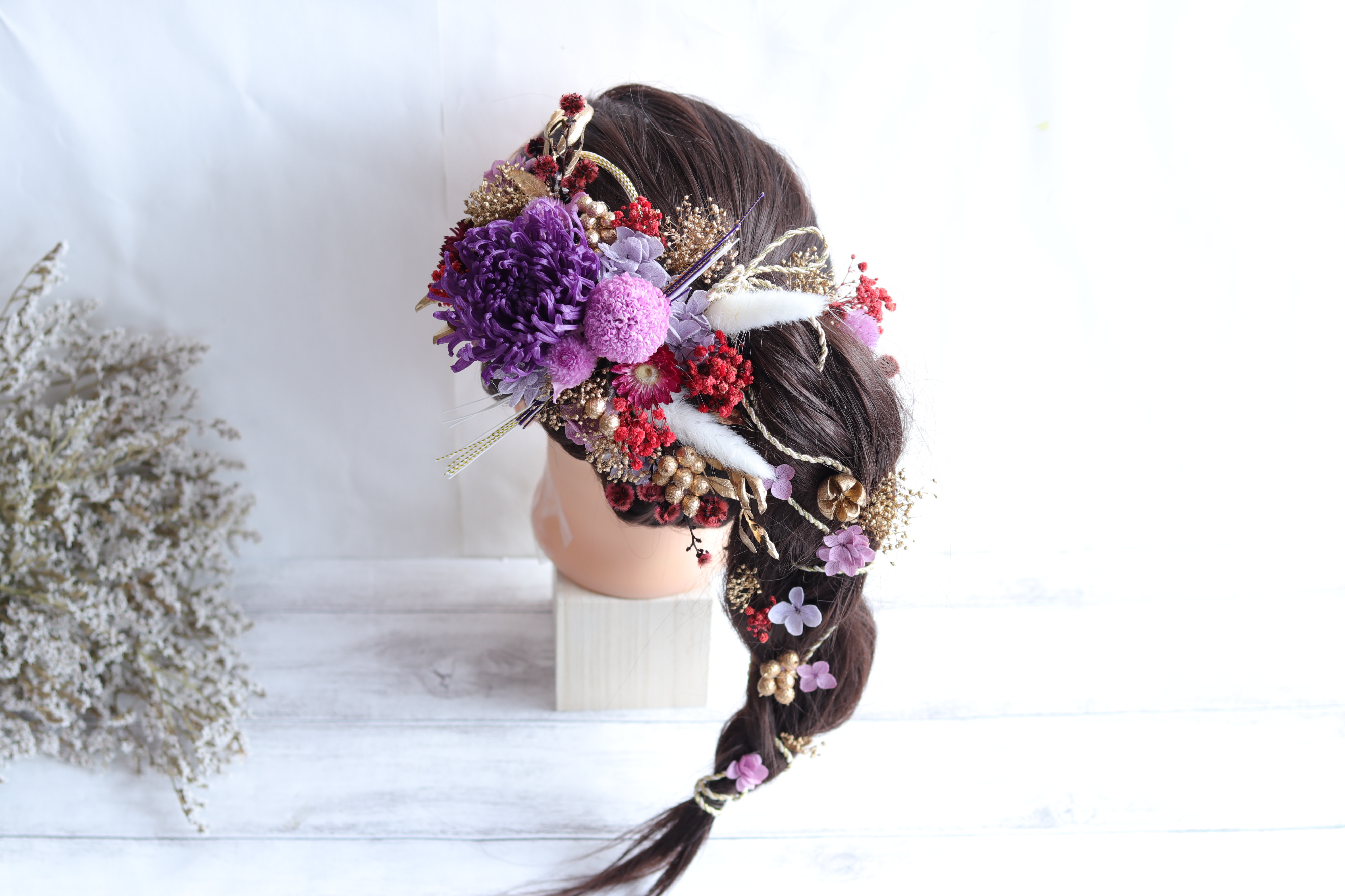 アナスタシア&マム+飾り紐+水引のヘッドドレス(紫&赤&金)＊髪飾り＊プリザーブドフラワー＊和装・成人・結婚式・卒業式