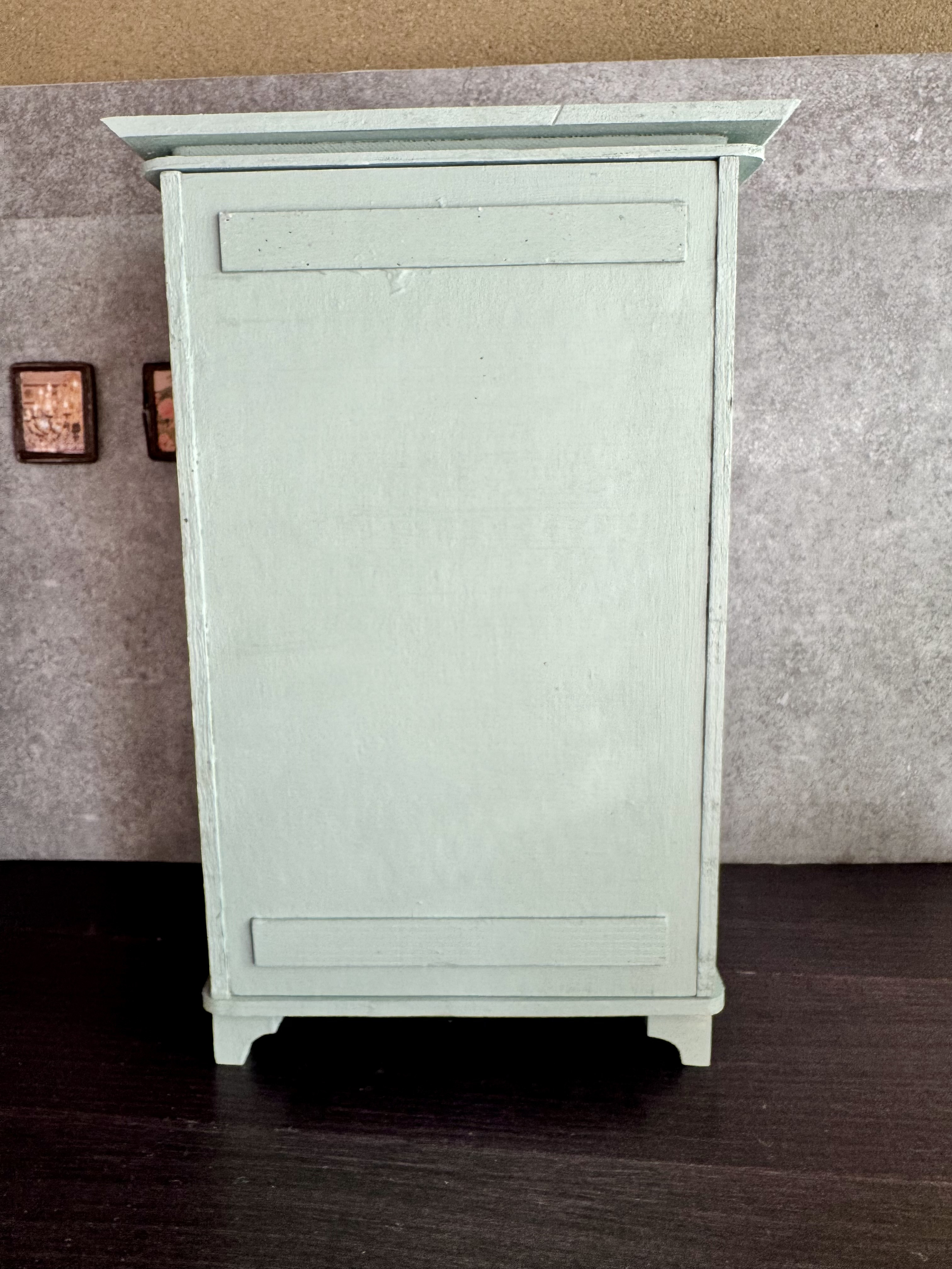 ミニチュアクローゼット　ドール用クローゼット　木製クローゼット　1/6スケール｜詳細画像