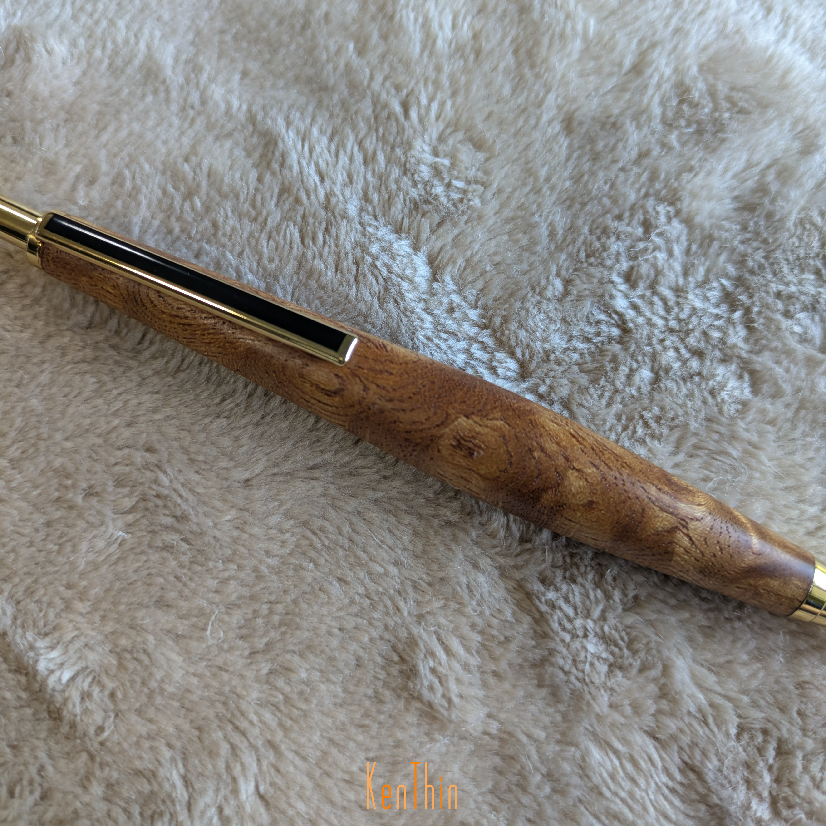 ▪️スリムドロップ銘木シャープペンシル▪️ 欅 杢 ノック式　··・送料無料・··