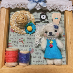 ちびくま工房　グーグリーちゃんの手のひらサイズのお針箱　赤糸刺繍のカルトナージュ ちびくま工房 グーグリーちゃんの手のひらサイズのお針箱 赤糸