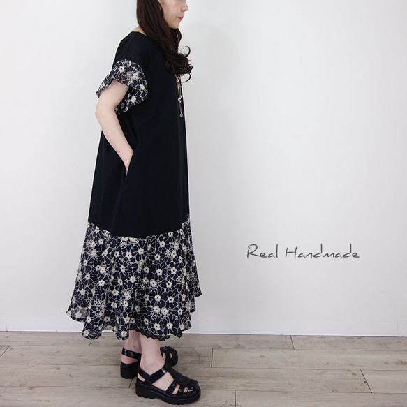 [予約販売] 揺れる袖フリルとボイル刺繍・ブラックワッシャーコットンワンピース 8枚目の画像