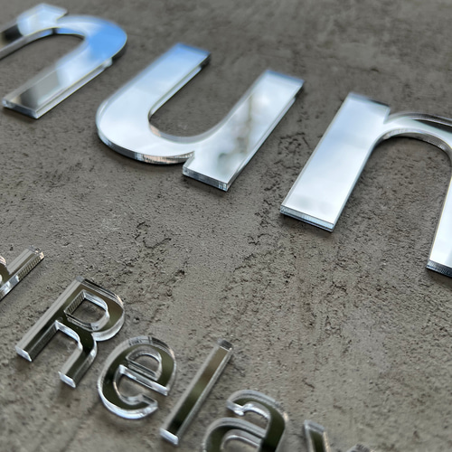 クリア】カラー フォント サイズも自由に選べるセミオーダーのアクリル