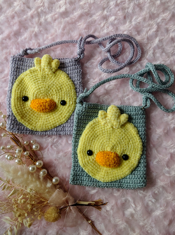 ふわふわひよちゃんポシェット 1枚目の画像