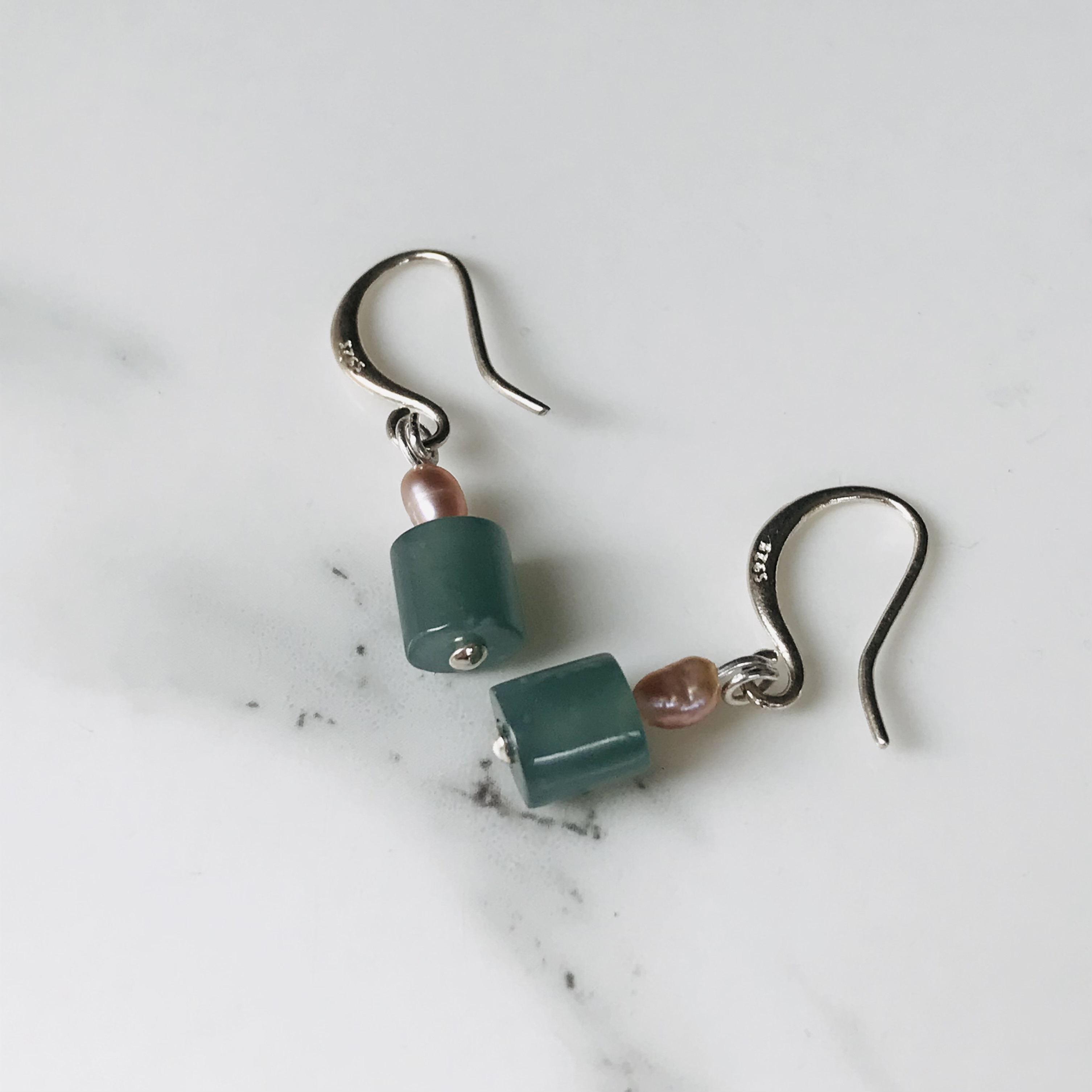 [P113-001] ジェイド　JADE  ヒスイ　本翡翠　ピアス　　天然石　一点物　グアテマラ産　s925