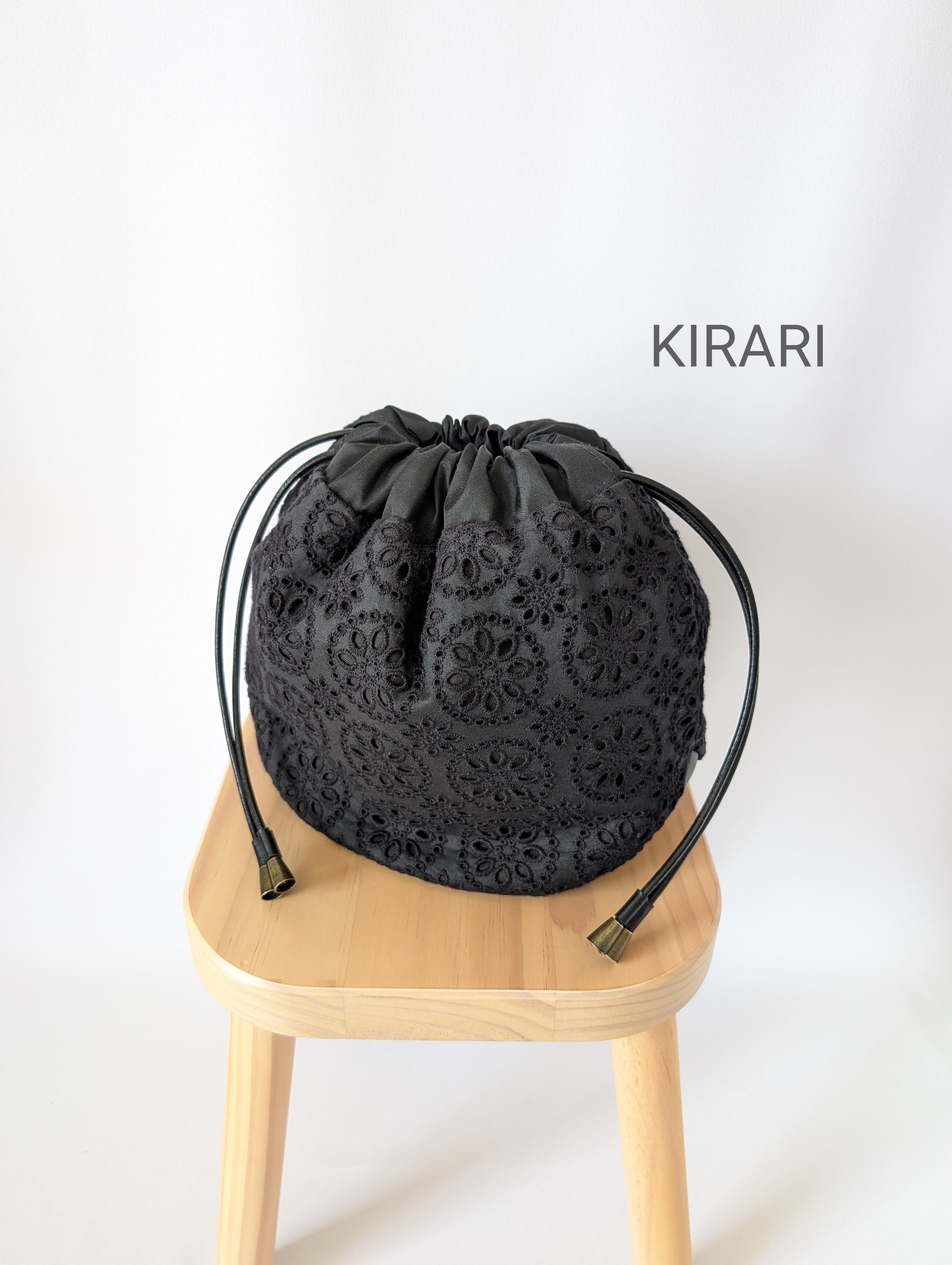 【開けた瞬間ときめく】大人のレース巾着ショルダーバッグ / 本革 黒×緑 2way 和装にも チェーンオプション