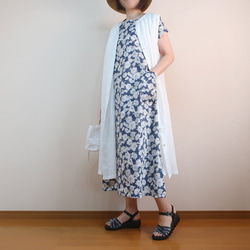 夏の普段着 ゆったり涼しい 大人の配色 フレンチワンピース（コットン／花柄） 18枚目の画像