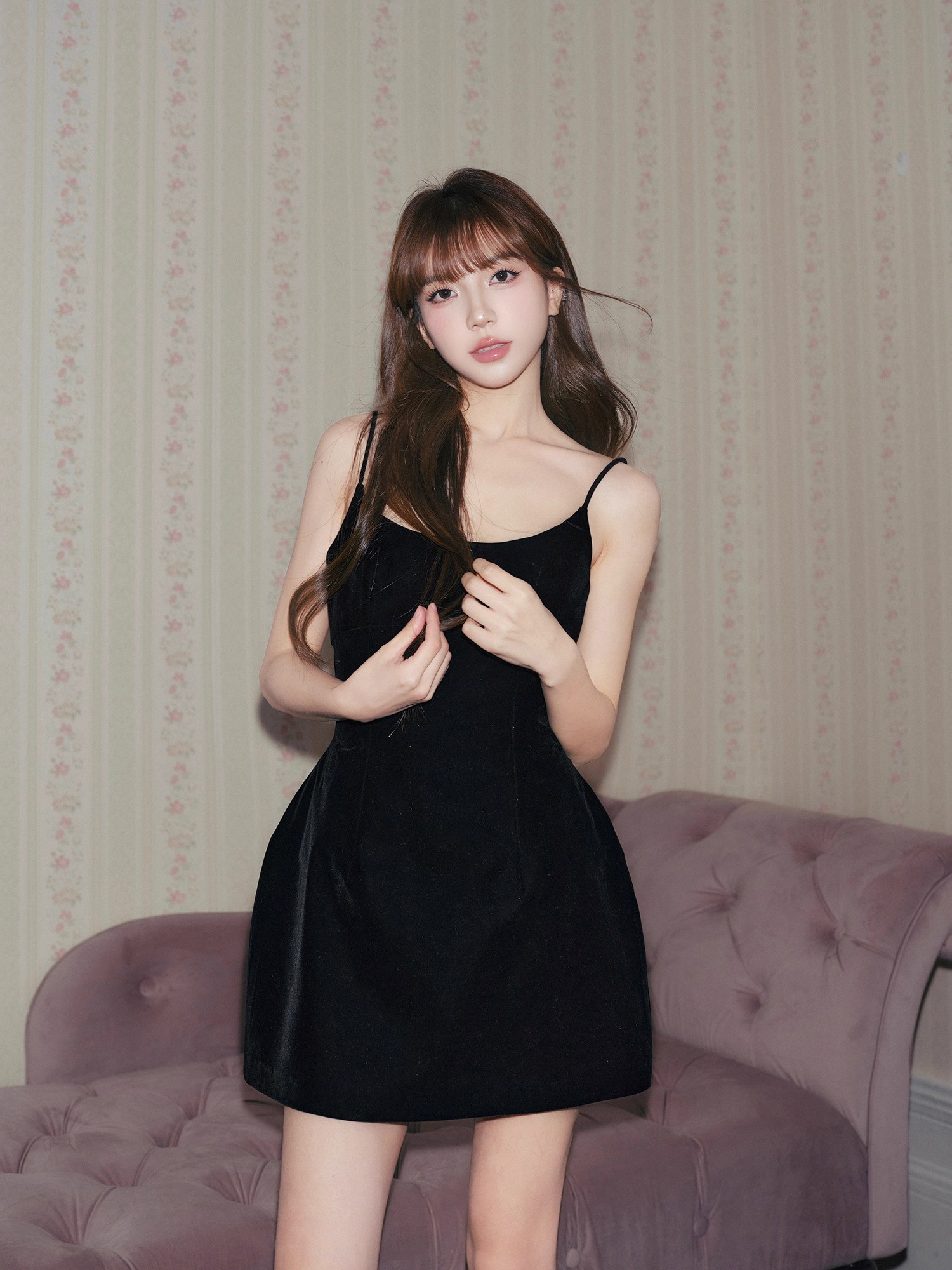 ワンピース ベロア Aライン ノースリーブ ウェディングドレス ショート丈 黒 上品 韓国風 同窓会 お呼ばれ D088