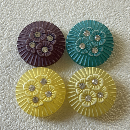 輸入デザインボタン お花 フラワー フロスト21mm ストーン