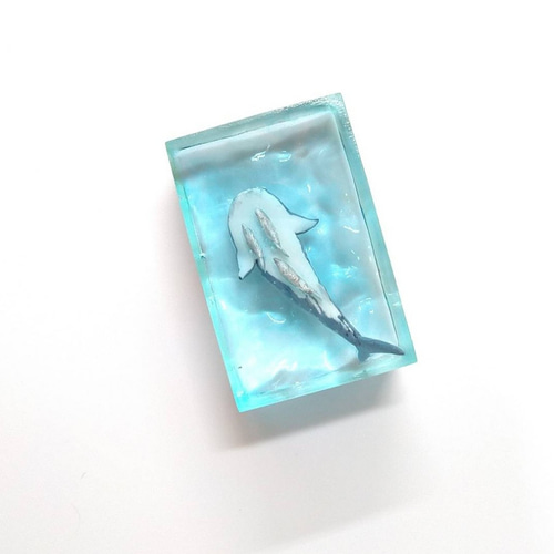 小さな水族館 ジンベエザメ 波紋レジンアート キーホルダー ✯因陀羅網