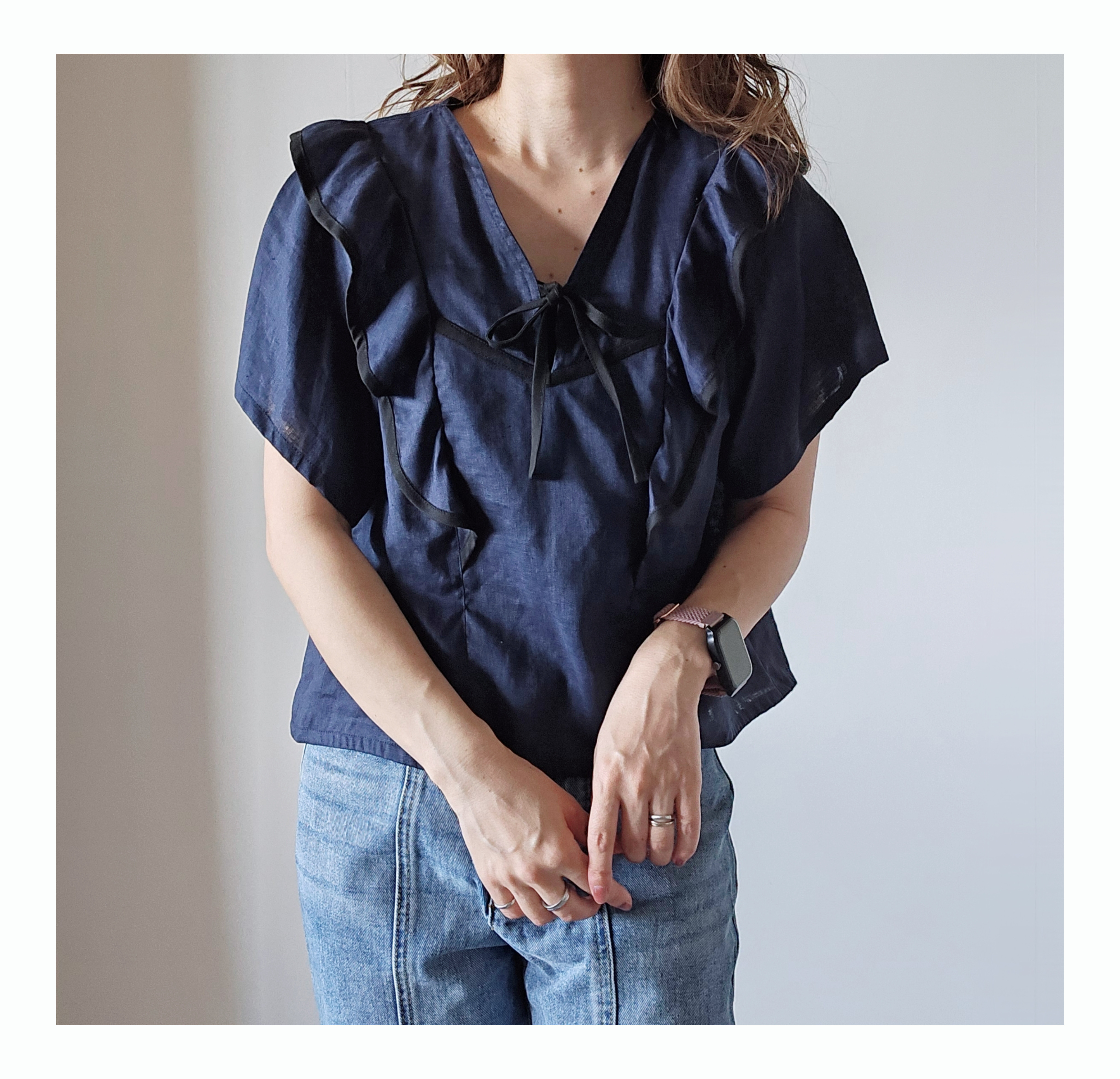 カンフィーリネン100%　半袖フリルブラウス・Sサイズ