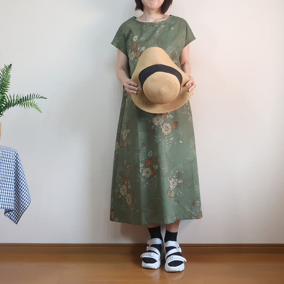 夏の普段着 ゆったり涼しい 大人の配色 フレンチワンピース（コットン／和柄） 9枚目の画像