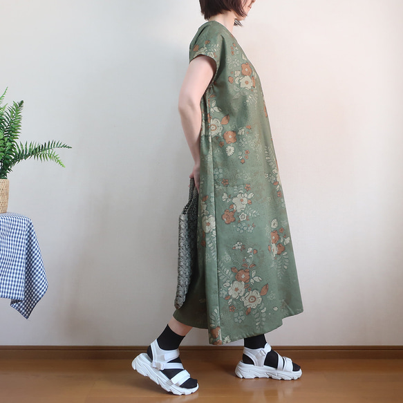 夏の普段着 ゆったり涼しい 大人の配色 フレンチワンピース（コットン／和柄） 6枚目の画像