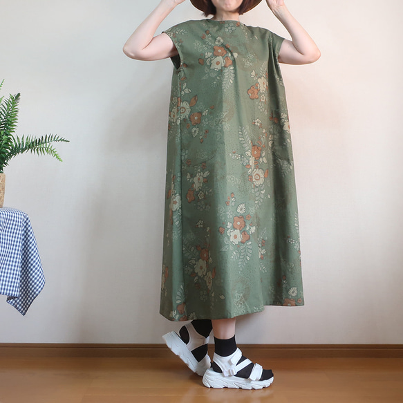 夏の普段着 ゆったり涼しい 大人の配色 フレンチワンピース（コットン／和柄） 12枚目の画像