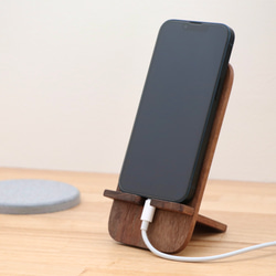 スマホスタンド 充電 のおすすめ人気通販 検索結果｜Creema(クリーマ