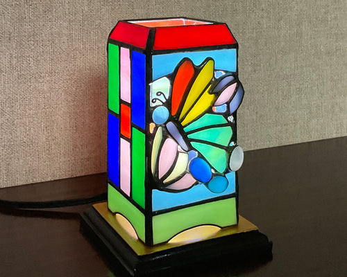 【電灯別売】stripe triplet 手作りステンドグラス　3個セット 宙を舞う蝶のステンドグラスランプ 3 スタンドライト・テーブルランプ