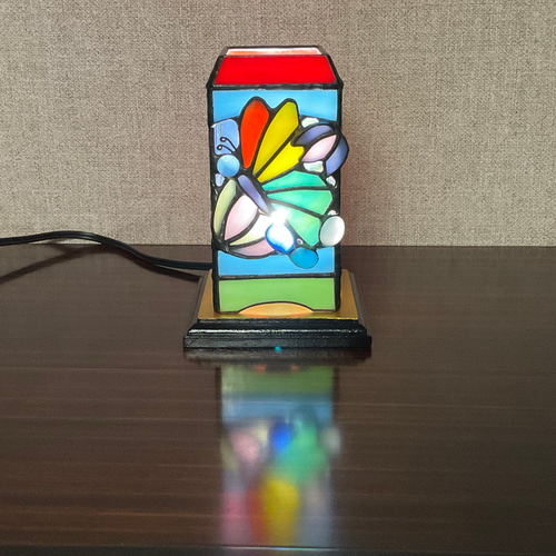 ステンドグラスランプ　花と蝶 ステンドグラス♦︎花と蝶 - メルカリ