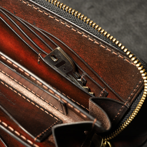 世界最小クラスの長財布】アンティーク手染めの高級レザー グリーン