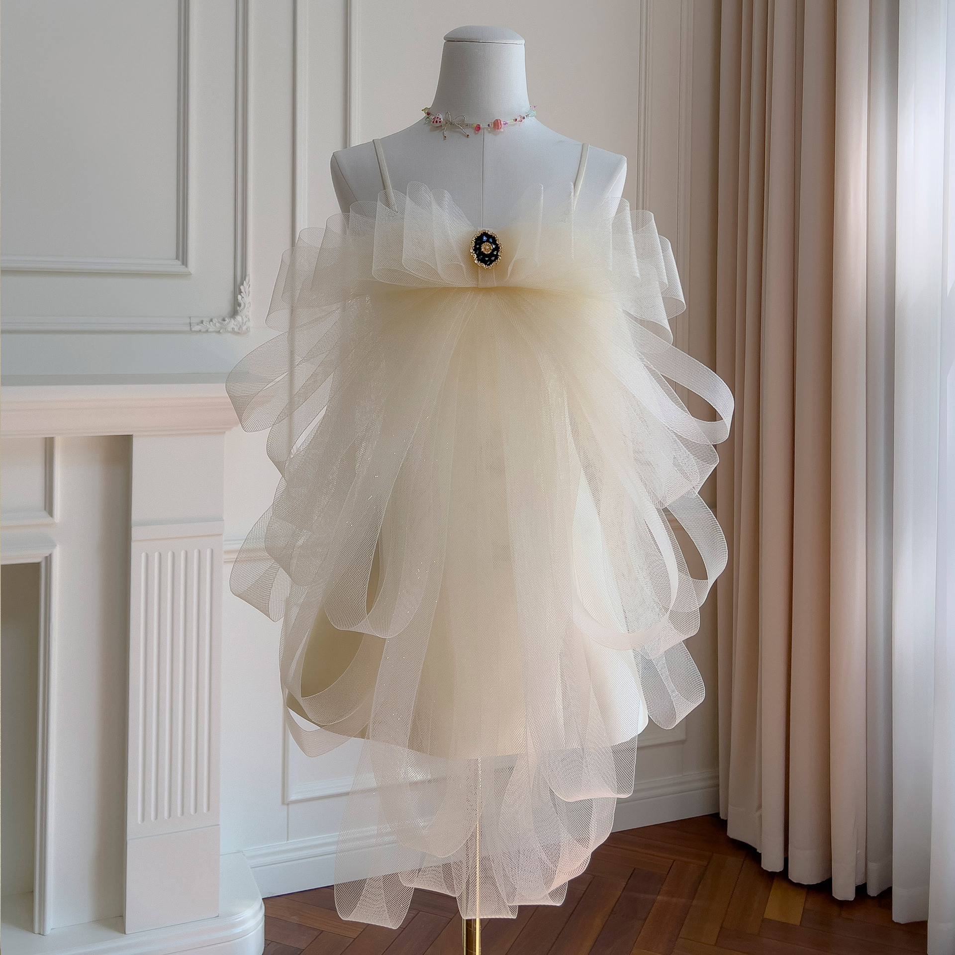 カラードレス ウェディング ショート ワンピース 立体リボン ノースリーブ 薄黄色 上品 韓国風 お呼ばれ 69337