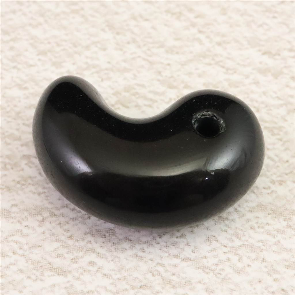 隠岐の島 黒曜石 30.5mm勾玉 ディレクトリーカード付 9.2g #26779