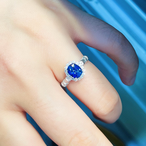 貴族」K18 天然ロイヤルブルーサファイア 天然ダイヤモンド リング 9月