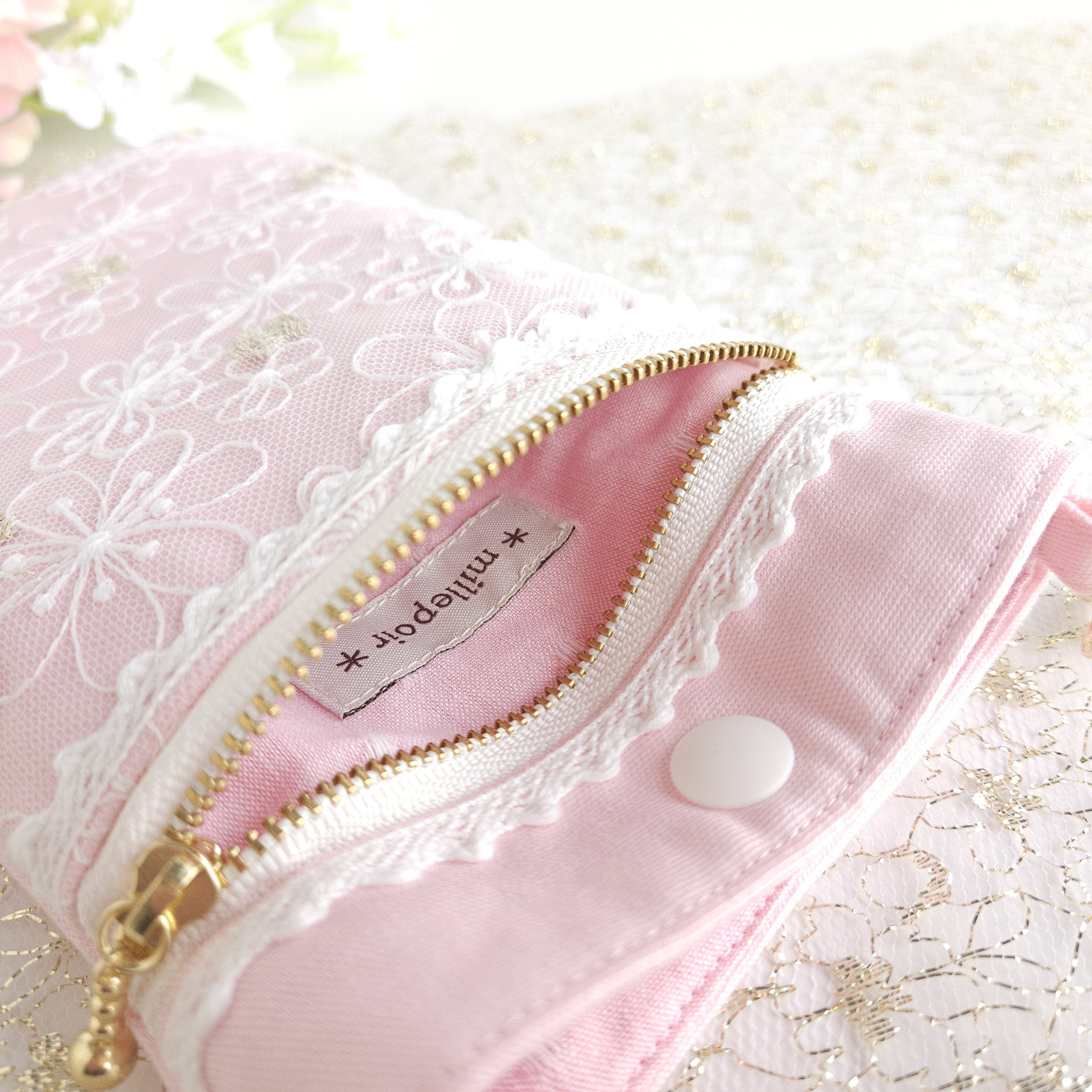 ドレスみたいなスマホポーチ✻ピンク