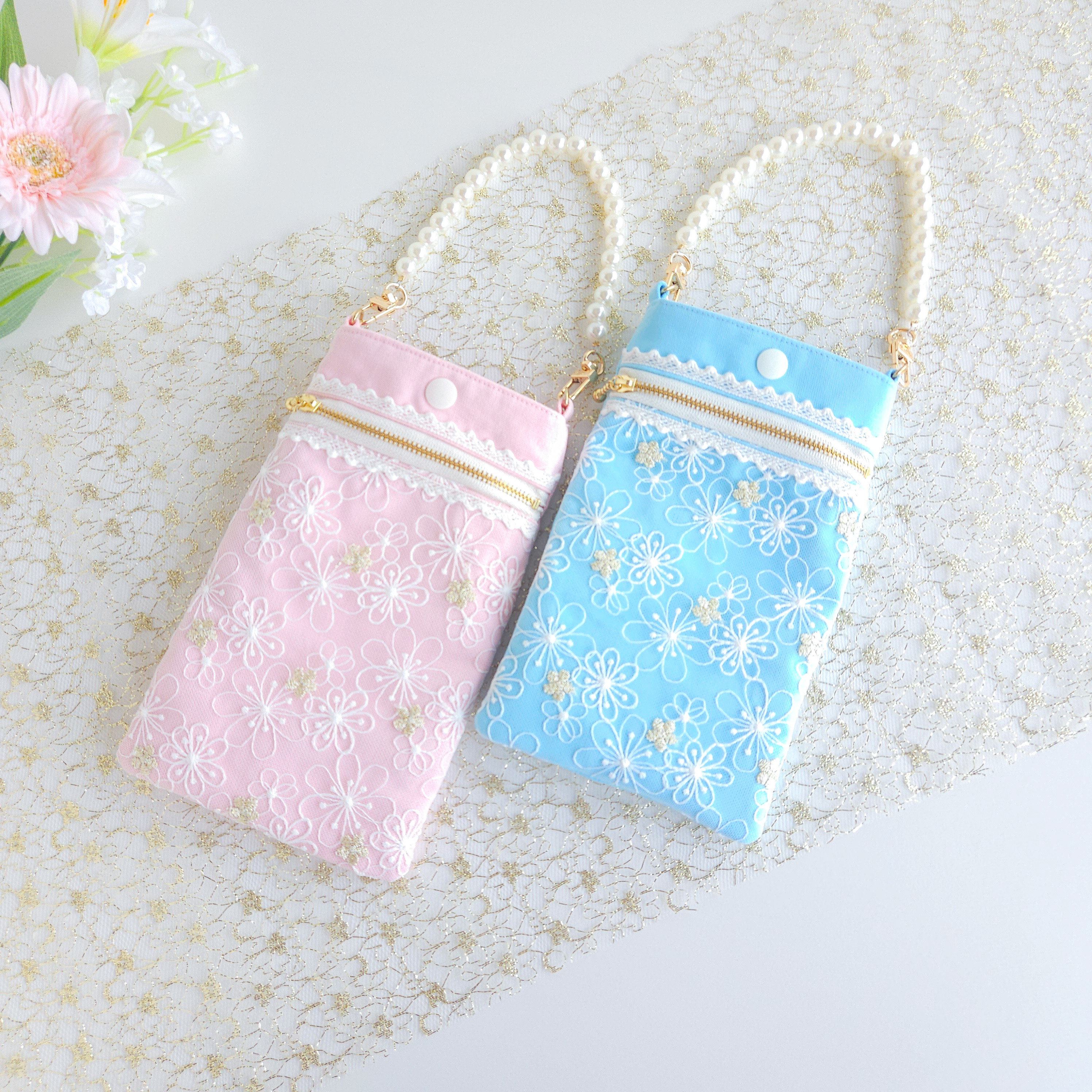 ドレスみたいなスマホポーチ✻ピンク