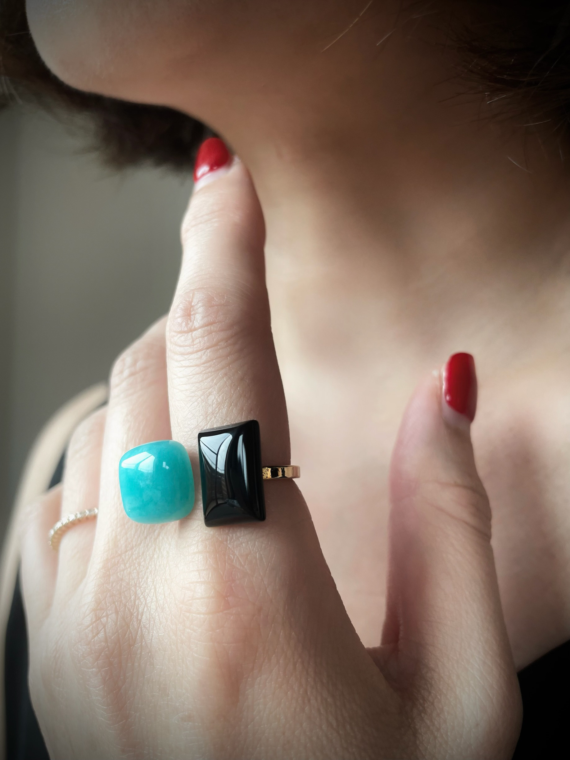 〈モード×エレガント〉Clair et Noir（クレール・エ・ノワール）フォークリング