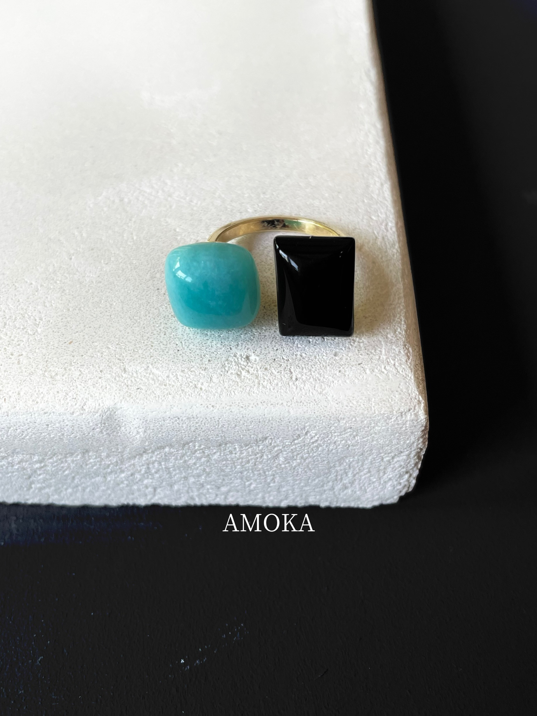 〈モード×エレガント〉Clair et Noir（クレール・エ・ノワール）フォークリング