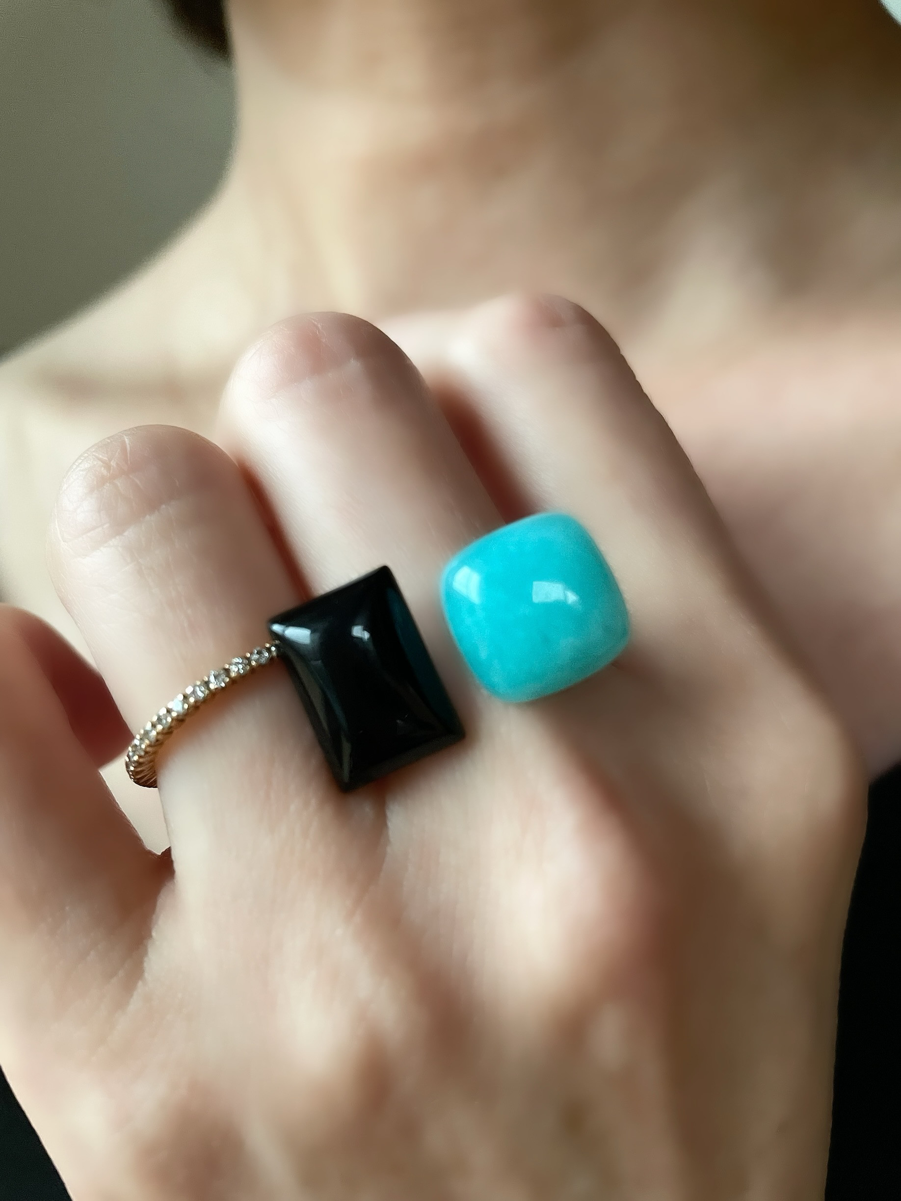 〈モード×エレガント〉Clair et Noir（クレール・エ・ノワール）フォークリング