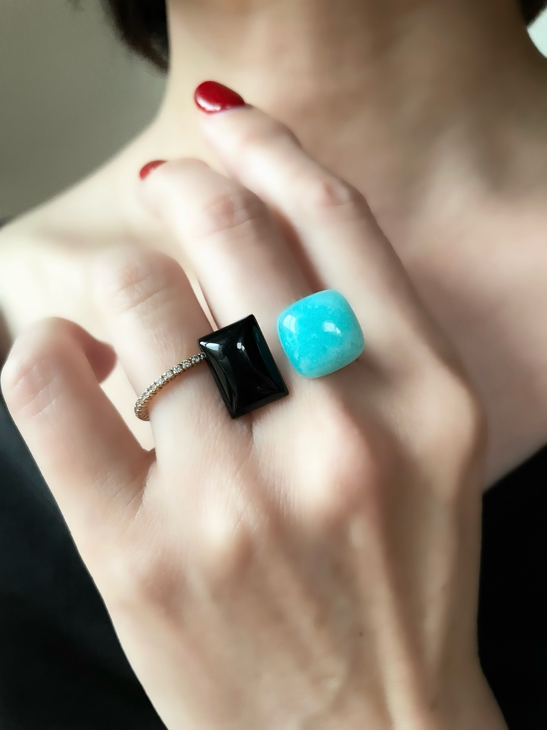 〈モード×エレガント〉Clair et Noir（クレール・エ・ノワール）フォークリング