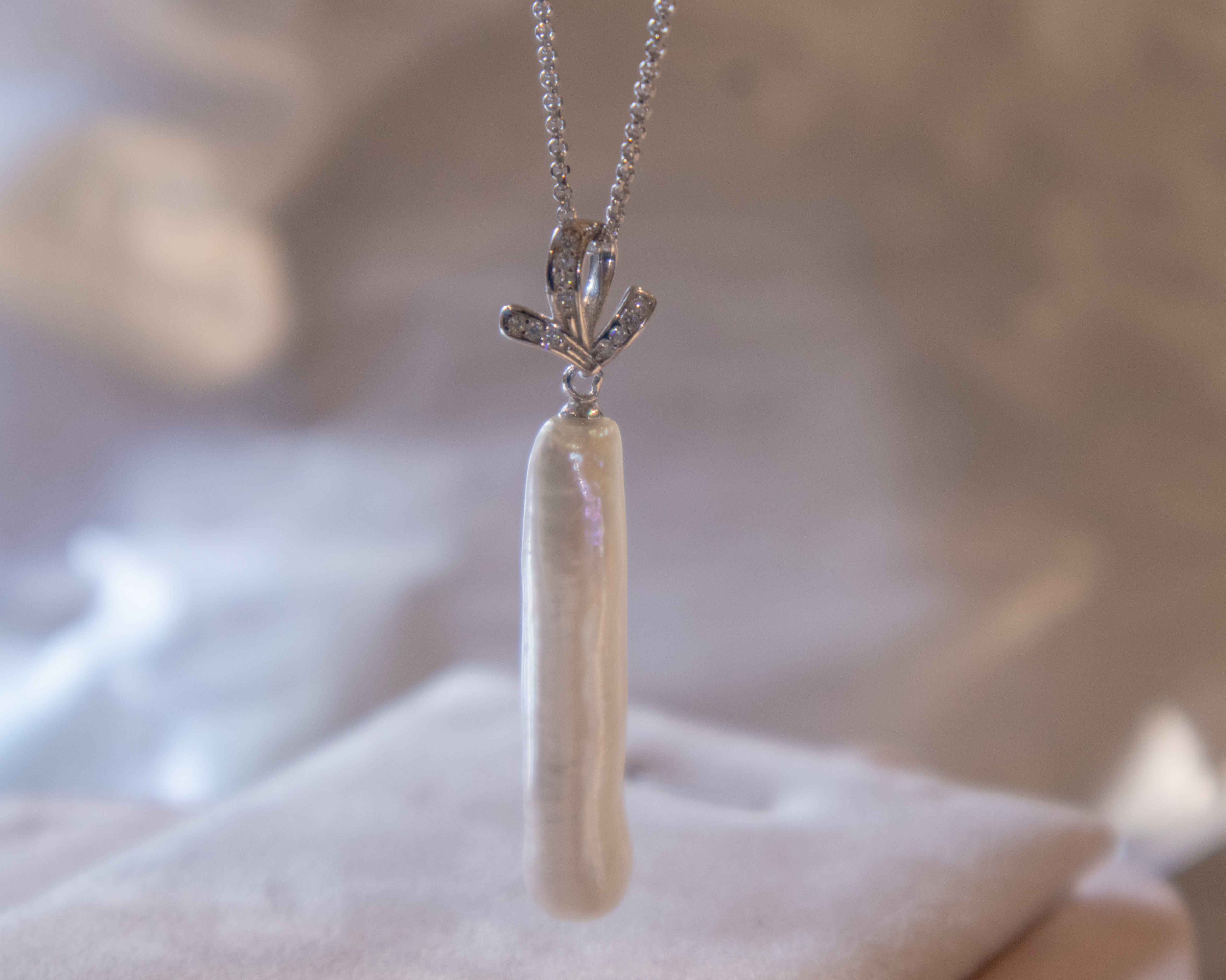 925スターリングシルバー 7x35mm 天然淡水バロックパールペンダントネックレス